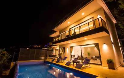 villaName